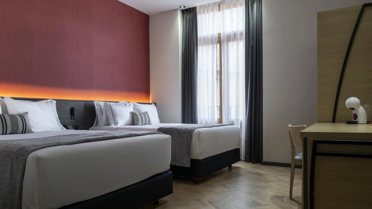 Habitación Doble con Balcón Main View